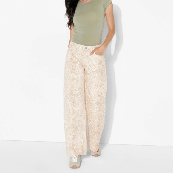 wild fable Pants - NWT Wild Fable low rise baggy jean